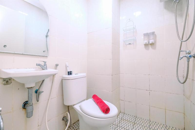 Nice 2BR at Bogor Valley Apartment By Travelio - image 4