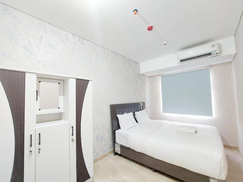 Comfort Stay 1BR at Podomoro City Deli Medan Apartment By Travelio - image 2