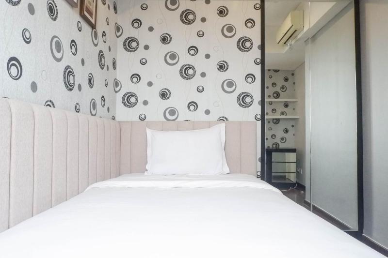 Vibrant and Luxurious 2BR Apartment at Trillium Residence Surabaya By Travelio - image 15