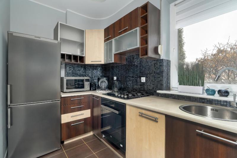 Dwupoziomowy Apartament Żmigrodzka z Tarasem w Poznaniu by Noclegi Renters - image 5