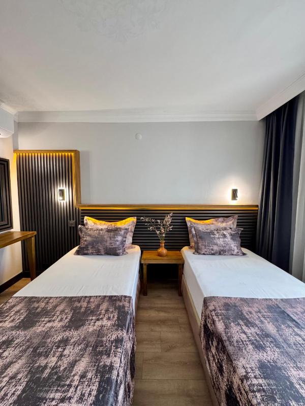 Standard Room with Garden View image 1