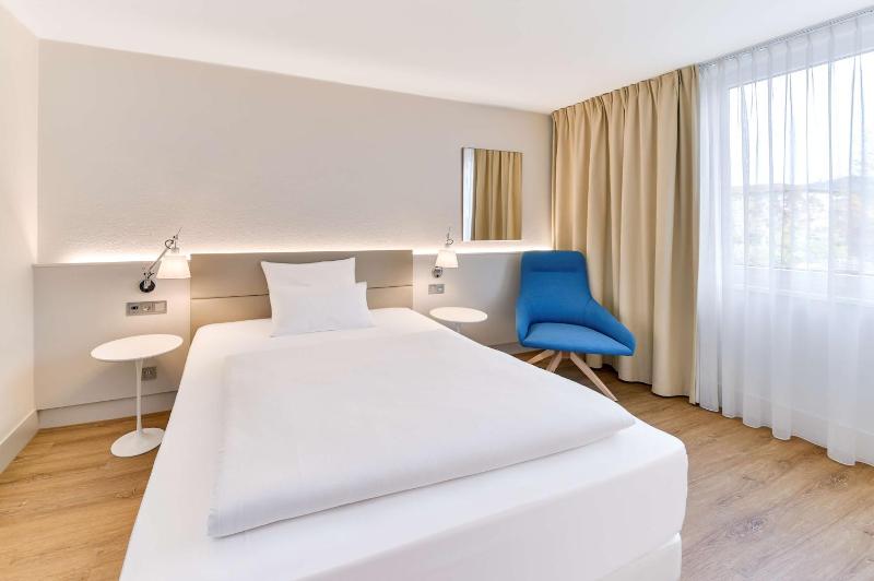 Standard Double Room image 1