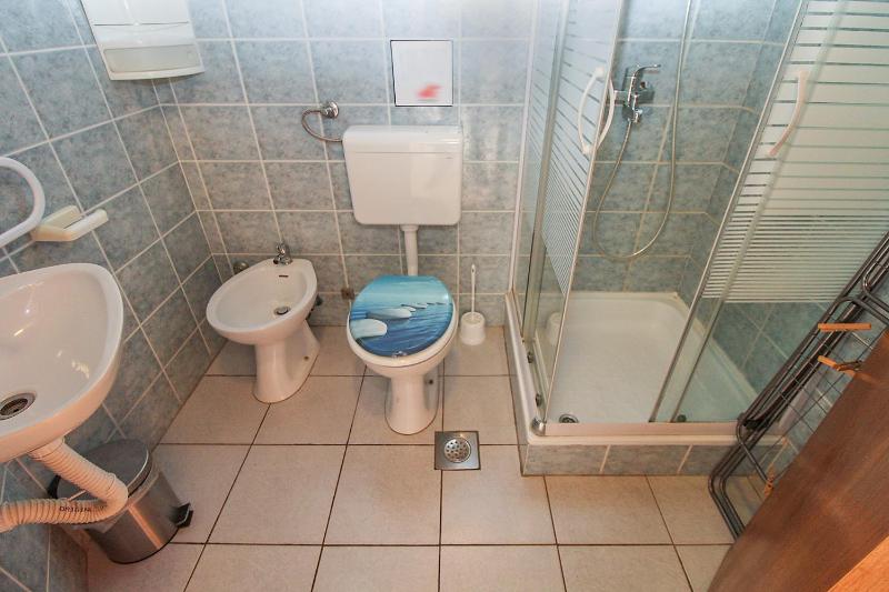 Apartment image 2