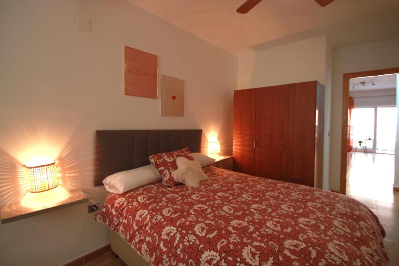 Apartamento CasaTuris en Centro de Alicante en Antigua Estación Autobuses A101 - image 10