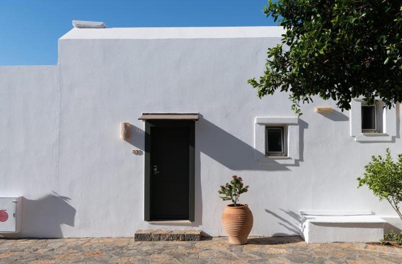 Classic Bungalow, Sea View image 1