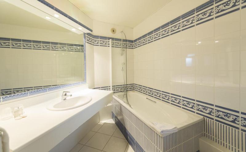 Superior Double Room image 1