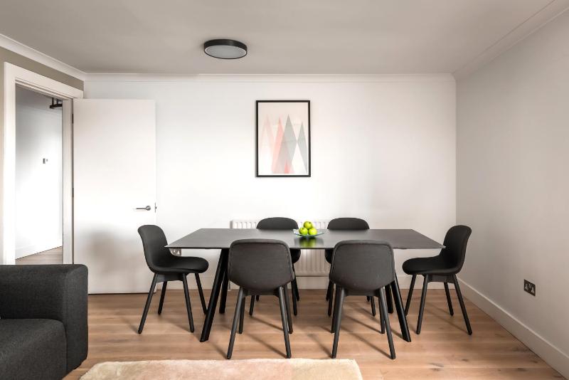 Three-Bedroom Apartment image 2