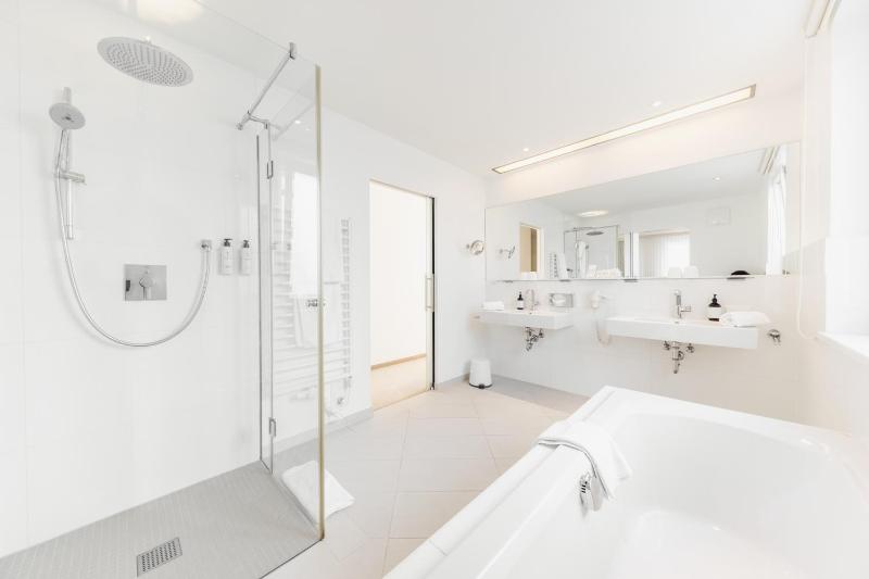Suite image 1