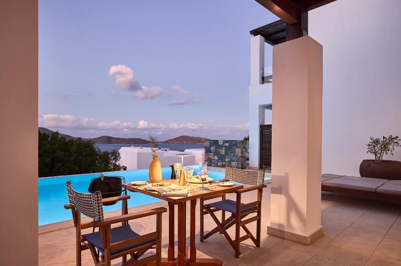 Mythica Bungalow with Private Pool, Sea View image 3
