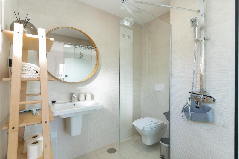 Azure Escape Villa Gran Alacant by United Renters - image 7