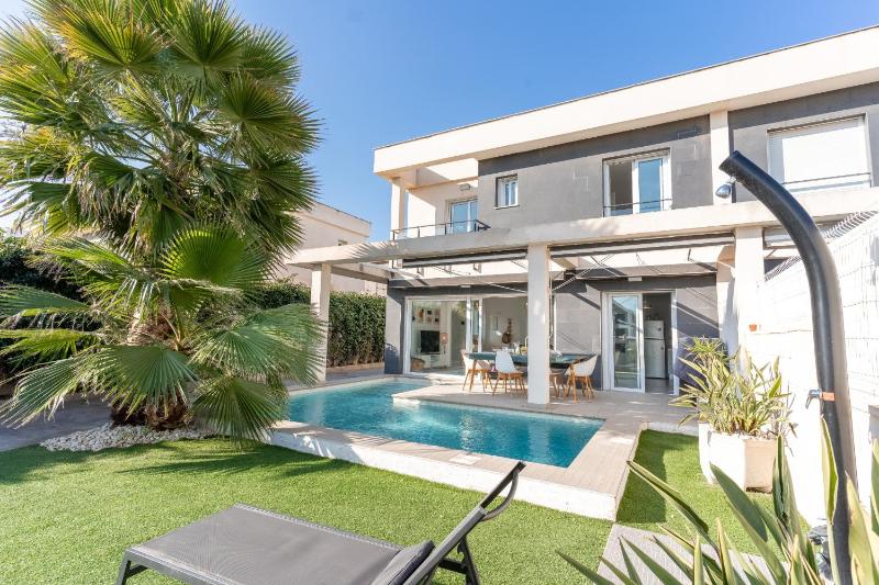 Azure Escape Villa Gran Alacant by United Renters - image 29