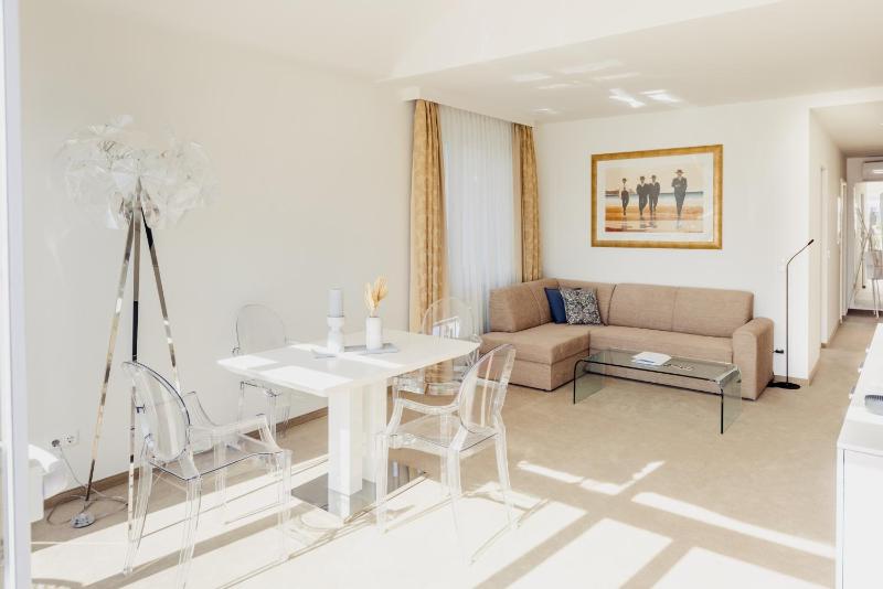 Suite image 3