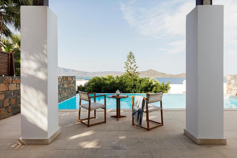 Mythica Bungalow with Private Pool, Sea View image 1