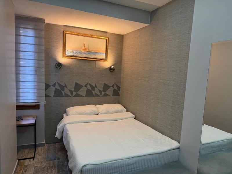 Economy Single Room image 1