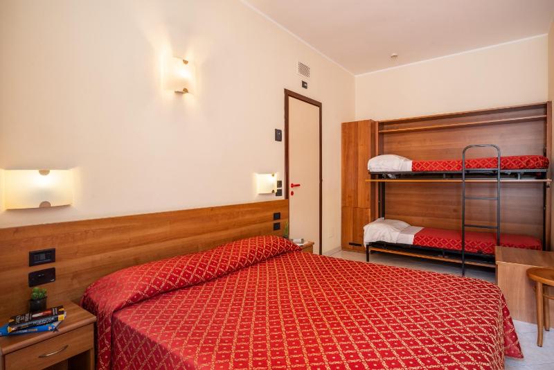 Hotel Careni Villa Italia - image 20