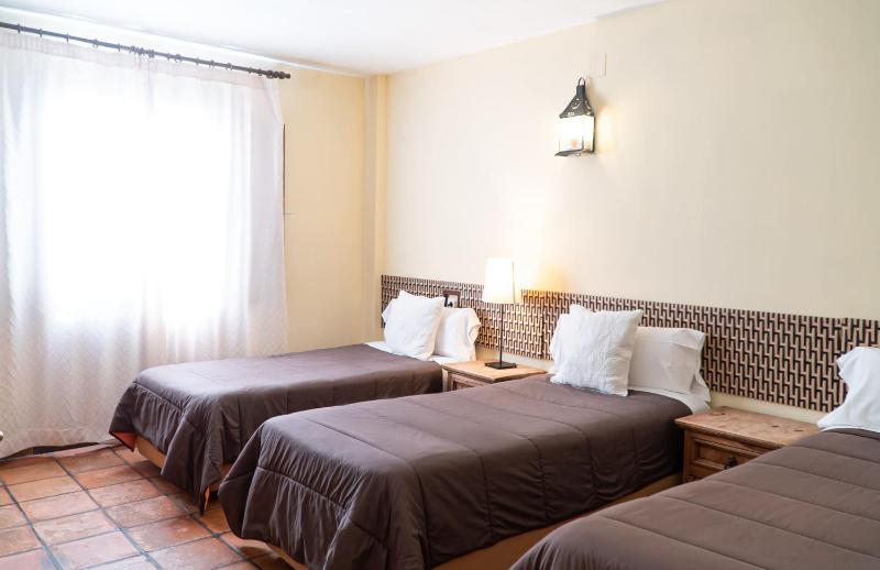 Triple Room image 3