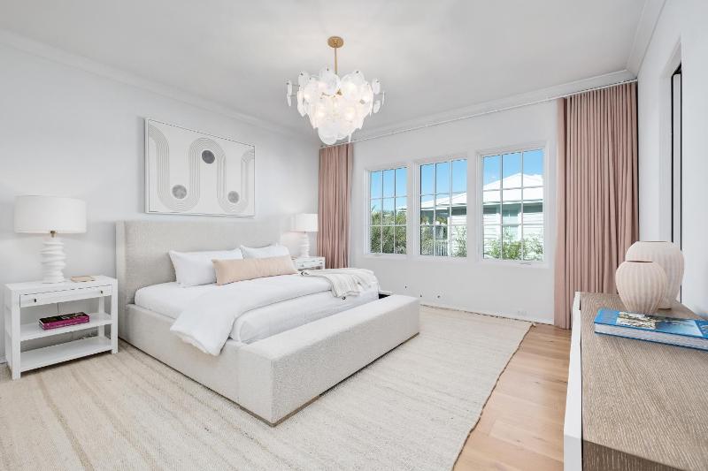 74 Elysee Court - image 32
