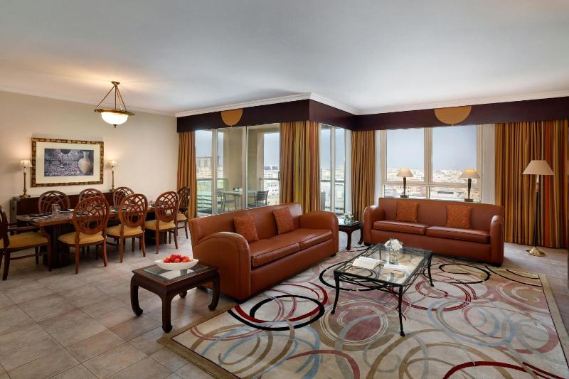 Three-Bedroom Apartment with Balcony image 3