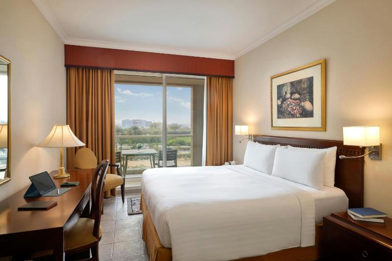 One-Bedroom Suite image 1