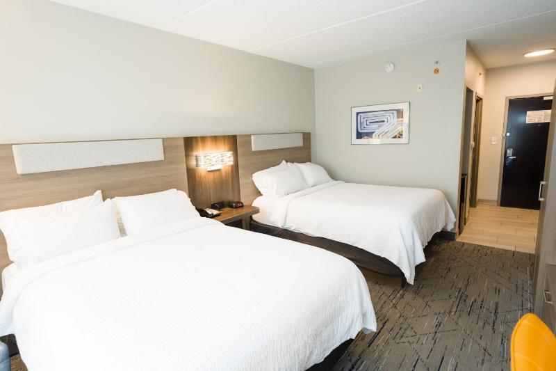 Standard Room image 3