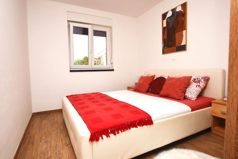 Apartments Daisy - image 9