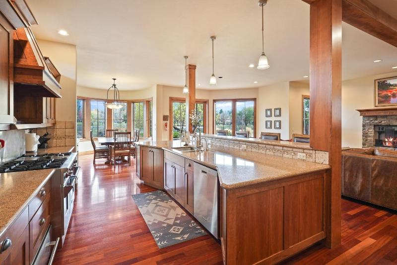 Drake Park Villa - image 9
