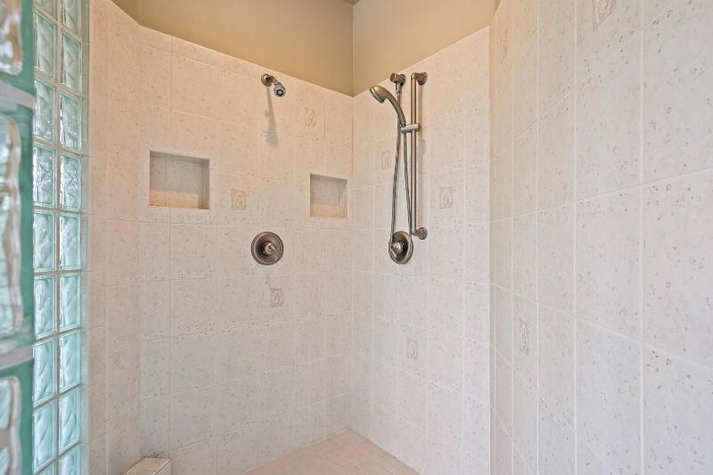 Drake Park Villa - image 39
