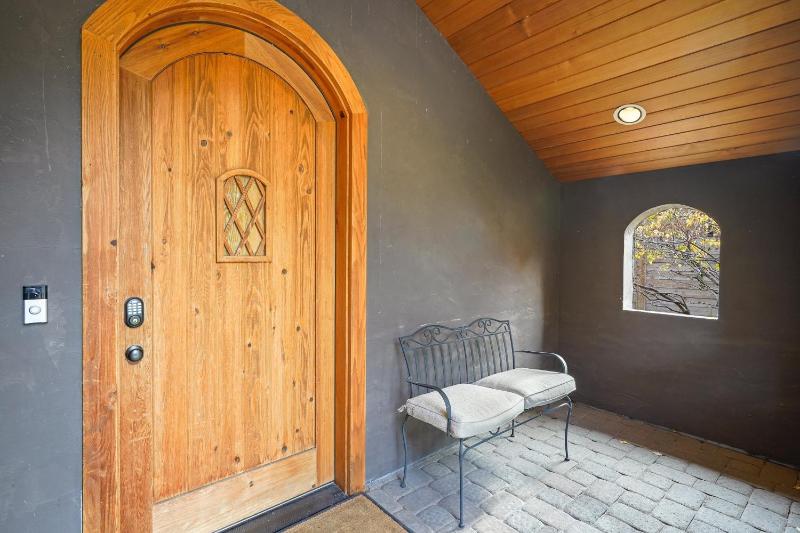 Drake Park Villa - image 7