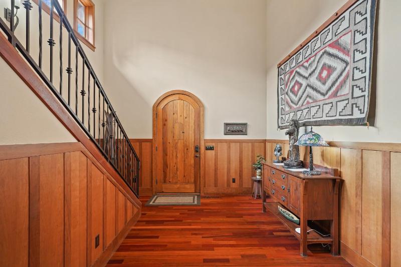 Drake Park Villa - image 40