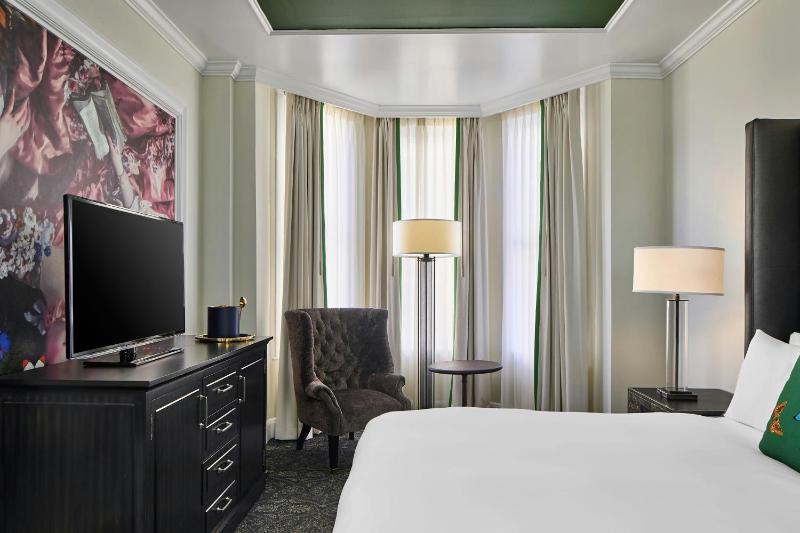 Double Room with Two Double Beds image 2