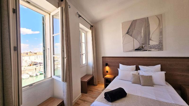 Superior Double Room - Harbour image 4