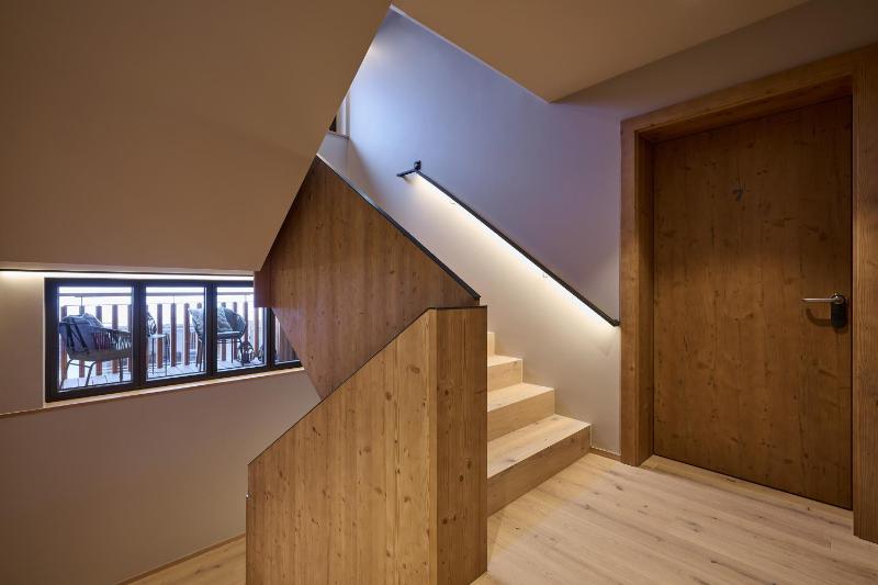 Three-Bedroom Apartment with Balcony image 3