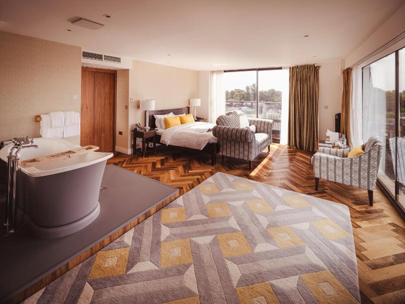 Senior Fellows Suite image 4