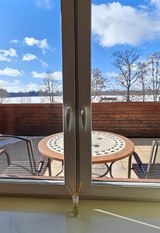 Double Room with Lake View with Terrace image 3