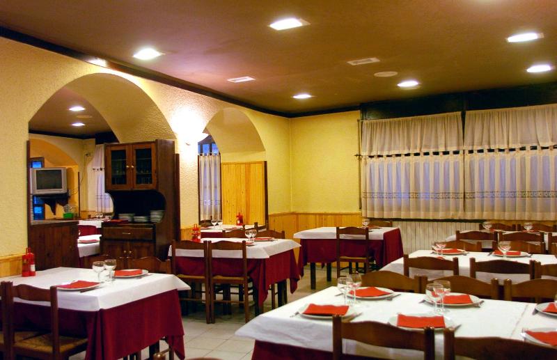 Quadruple Room image 3