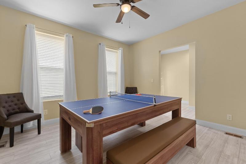 Red Brick Hideaway - image 13