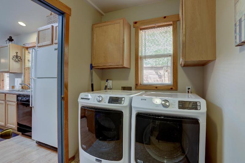 Huckleberry Cottage - image 16
