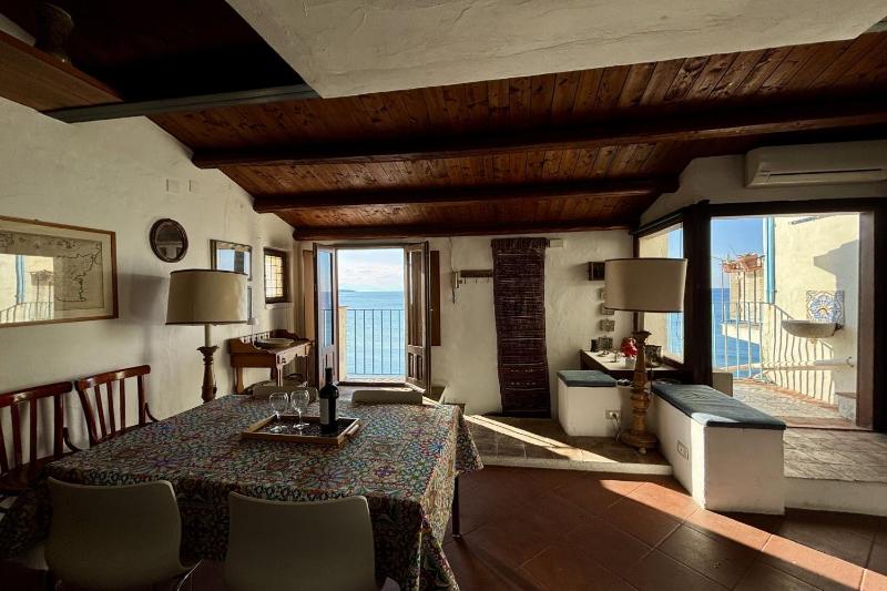 Terrazza del Mare (by Vacation Service) - image 13