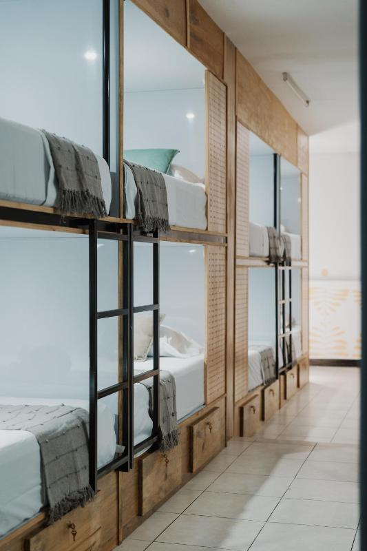 Central Hostel Philos - image 6