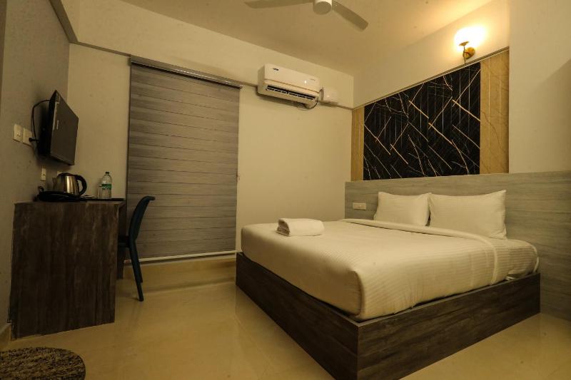 D Mirage Hotels - image 8