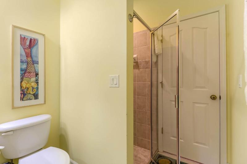 245 S Fletcher Ave - image 25