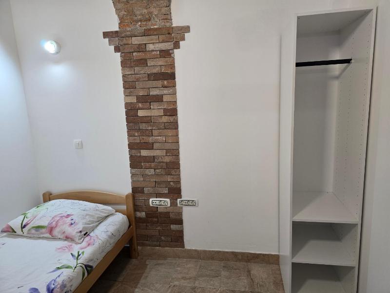 Three-Bedroom Premium Apartment image 1