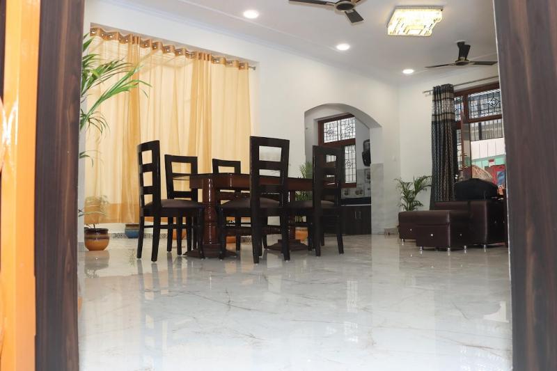 Great Location - 2 BHK Modern Villa with Peaceful Vibes - image 5