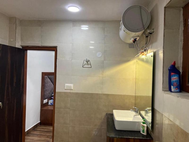 Great Location - 2 BHK Modern Villa with Peaceful Vibes - image 7