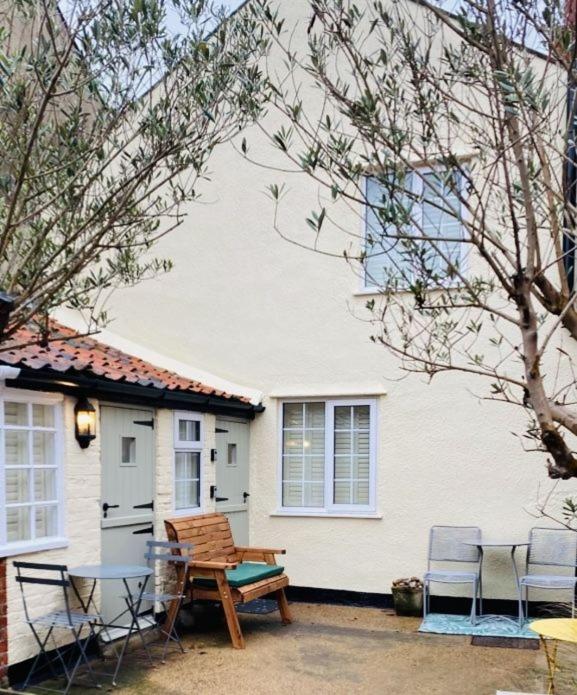 Pebble Cottage - 6 Victoria Rd - Aldeburgh Coastal Cottages - image 19