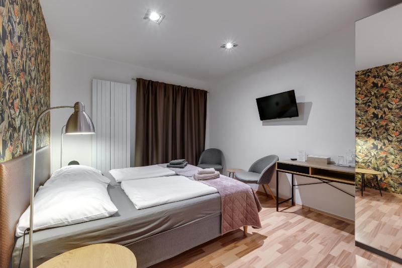 VV hotel & apartments - image 42