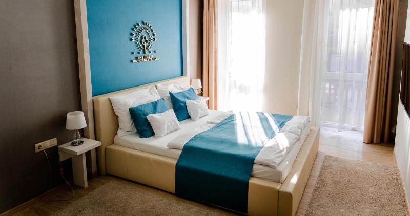 Standard Double Room image 1