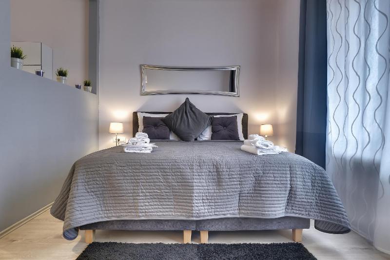 Deluxe Apartment image 3