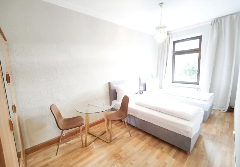 Ferienwohnung für 10 Personen - image 2