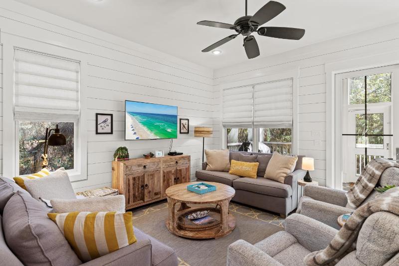 The Best of Both Worlds at Seagrove Serenity - image 50
